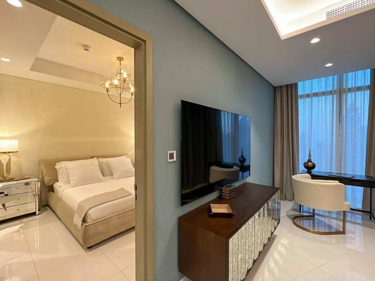 Keyrock Living - Burj Khalifa View Retreat With Pool Apartment Dubai