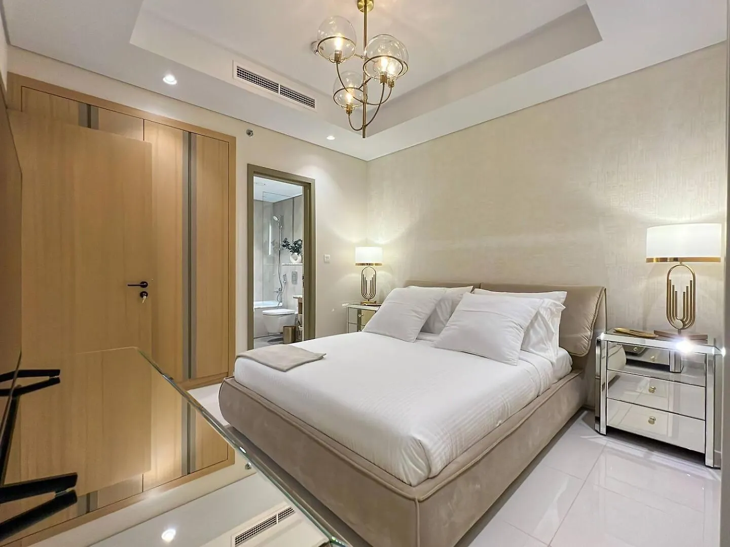 Keyrock Living - Burj Khalifa View Retreat With Pool Apartment Dubai United Arab Emirates